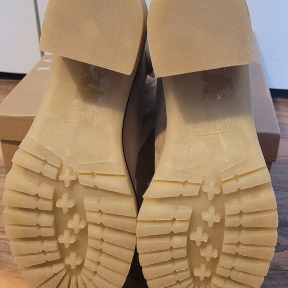 M.I.I.M Monroe Lace-up Ankle Boots w/Shearling Cuff, NIB, 8.5, Taupe, SO ADORBS! - Picture 3 of 7